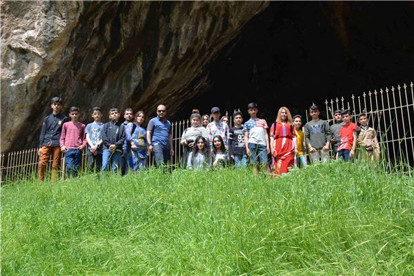 Soran Students take a Trip to Shanidar Cave